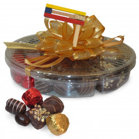 6 Section Premium Non-Dairy Chocolate with A Gift Bow and Grager